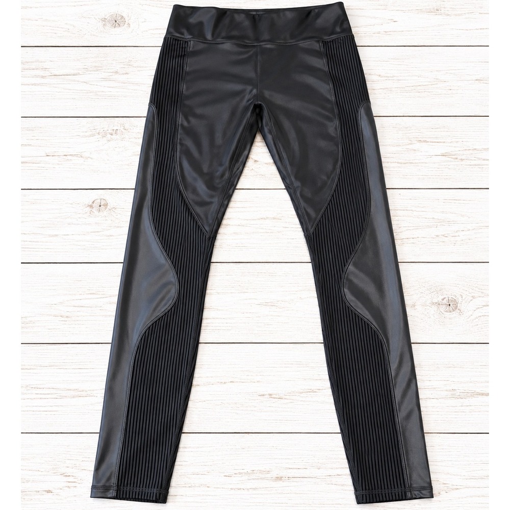 Fabletics Leggings High Waisted Faux Leather Ribbed Moto Edgy Goth Black Size M